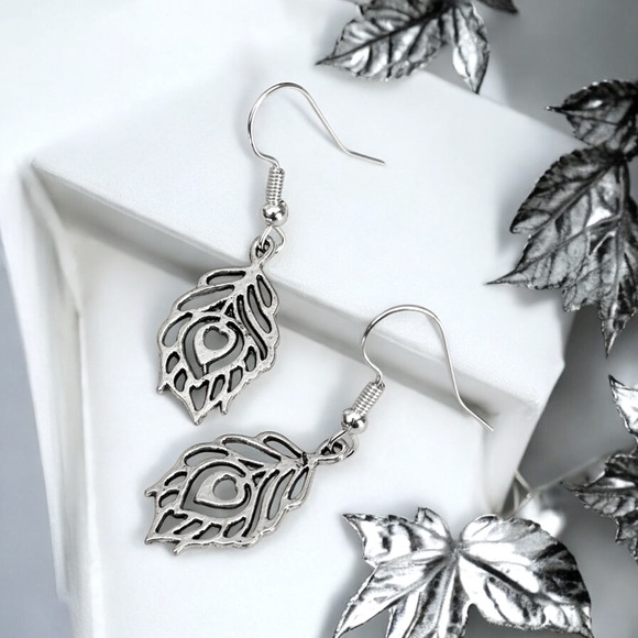 5 For $25💫Silver Peacock Feather Dangles Earrings - Picture 5 of 5